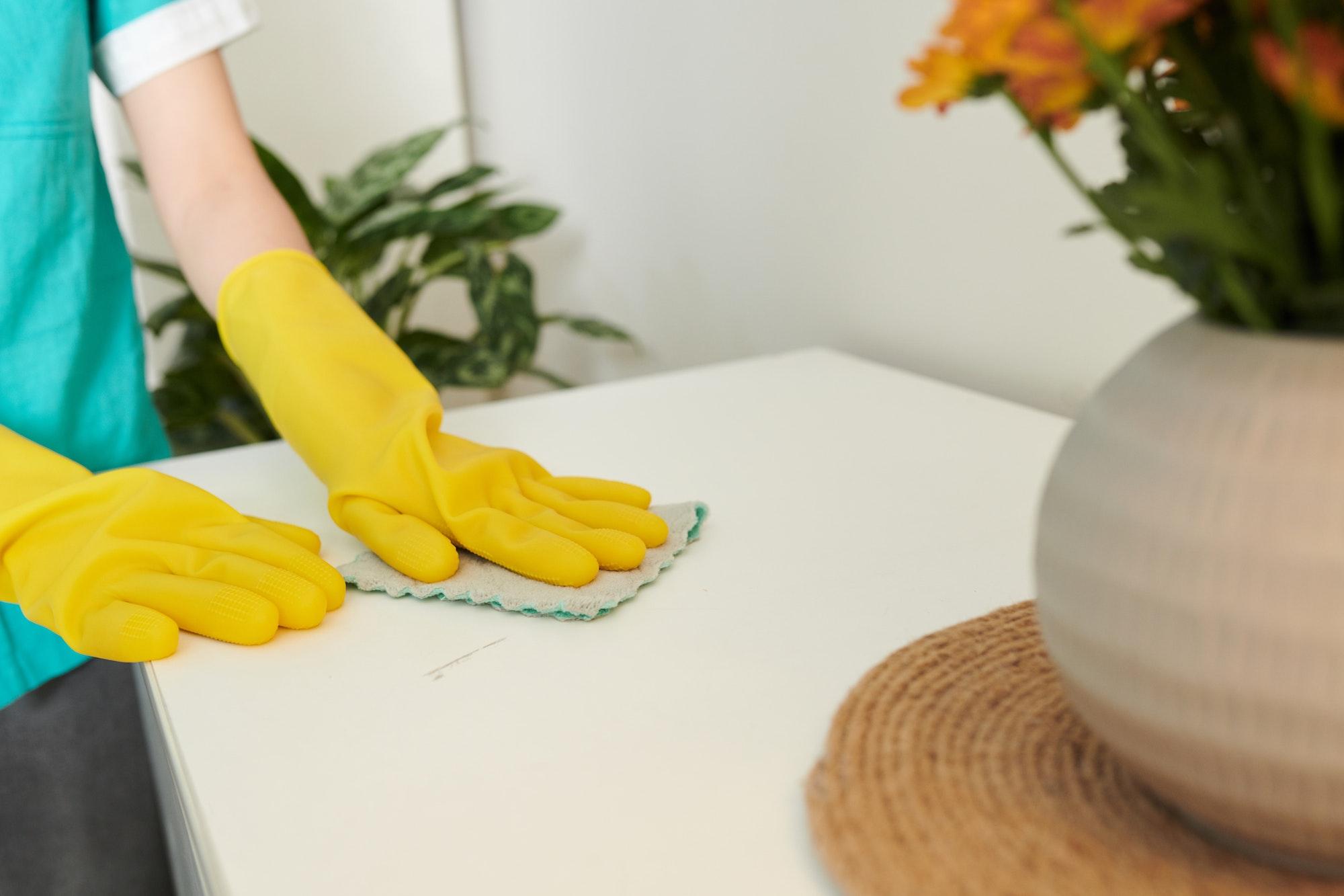 Cleaner Disinfecting High-touch Areas